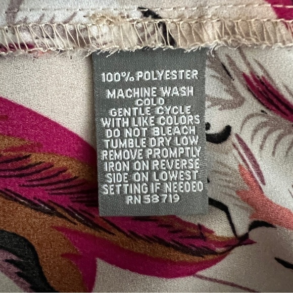 Valerie Stevens Floral Blouse Women's Medium Roll Tab Sleeves High Low Hem - Picture 7 of 9